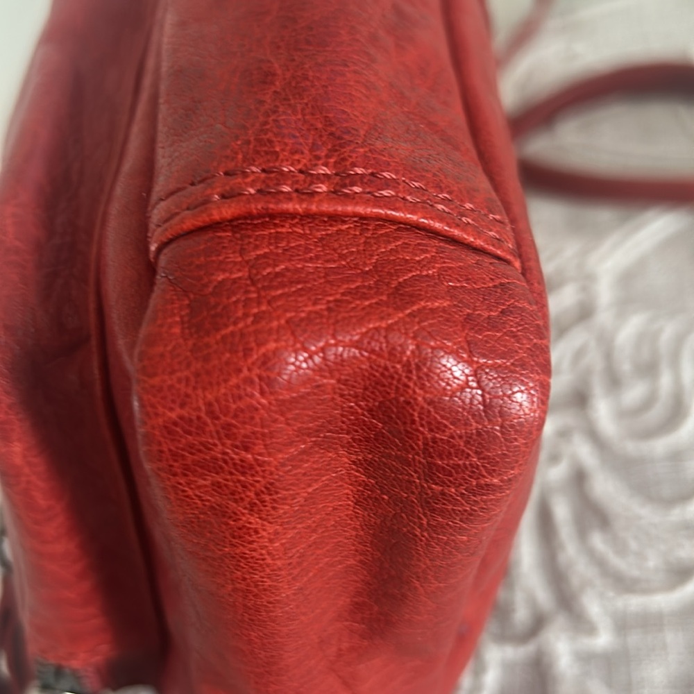 Spike & Sparrow Red Leather Camera Bag Style Crossbody - Picture 9 of 16